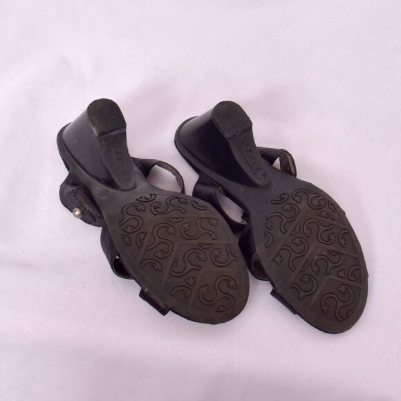 Liz Claiborne Liz Flex Keira Size 7.5 Black Sandal - Picture 8 of 8